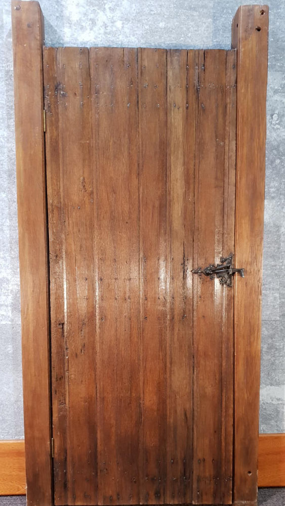 Oak door, 17th century